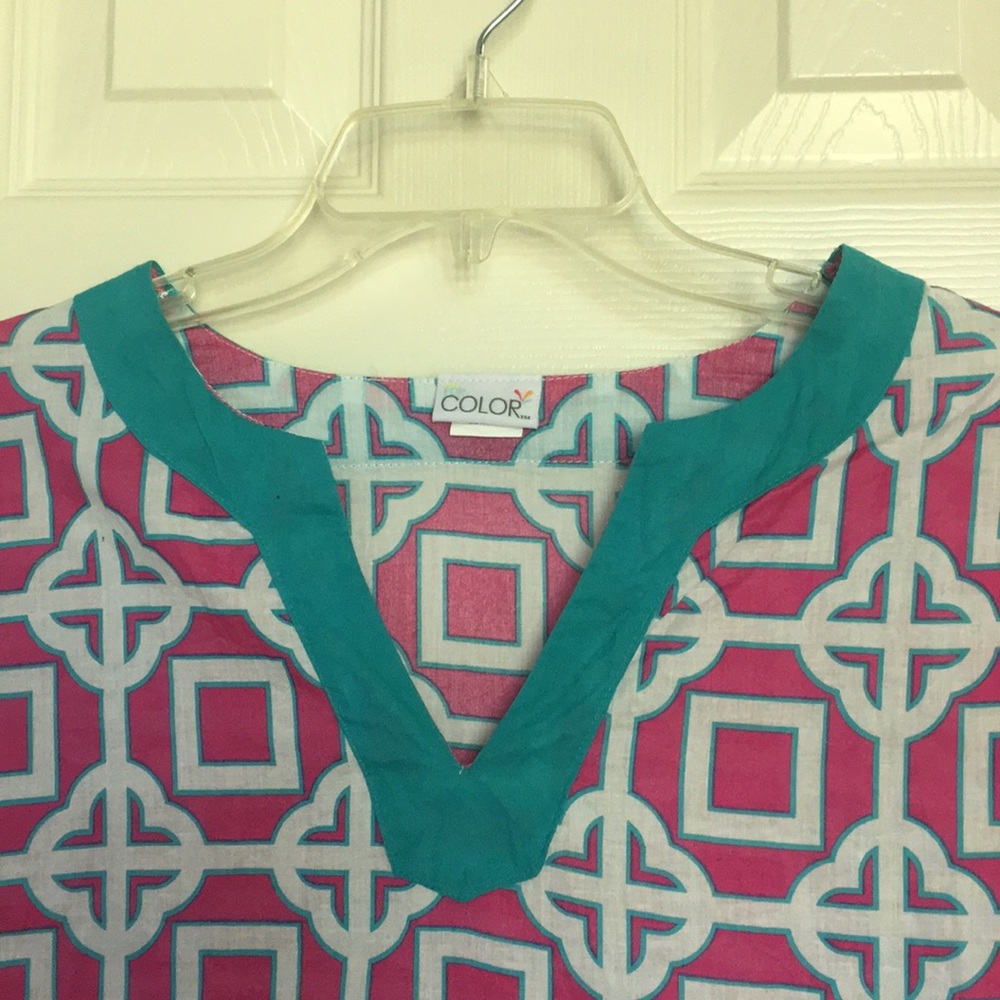Colorful Lightweight Tunic - Picture 2 of 6